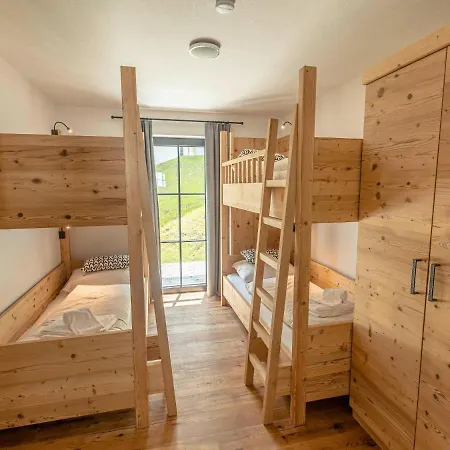 Luxury In With Private Sauna 度假居